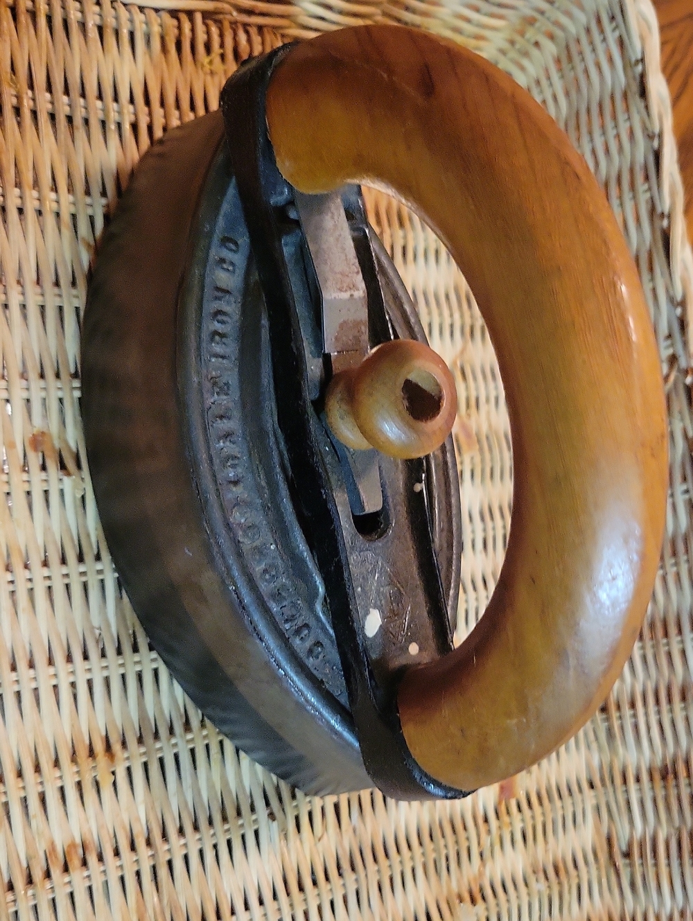 Antique Colebrookdale Sad Iron with Handle